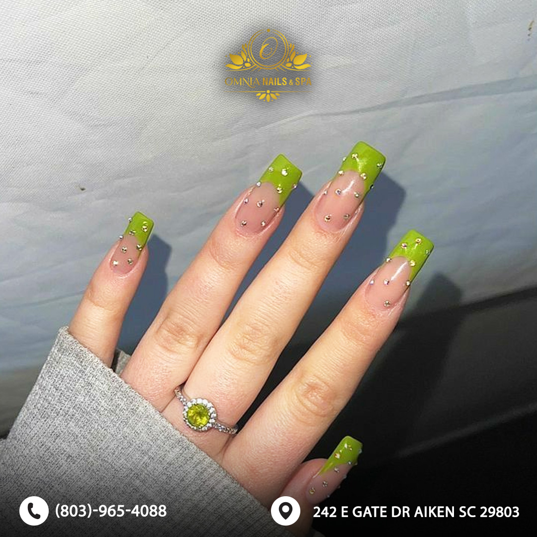 Omnia Nails & Spa nail photo 2